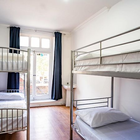 Mile End Beds Hostel London Bagian luar foto