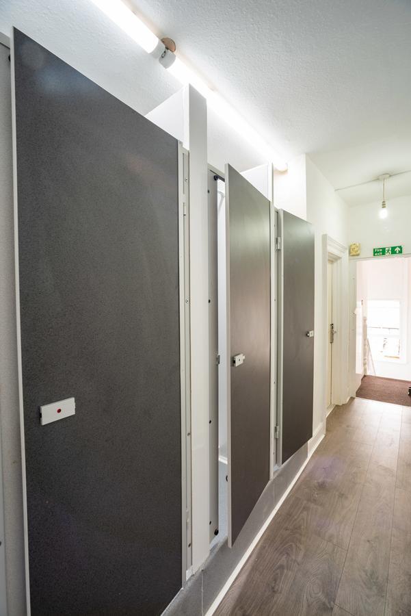 Mile End Beds Hostel London Bagian luar foto