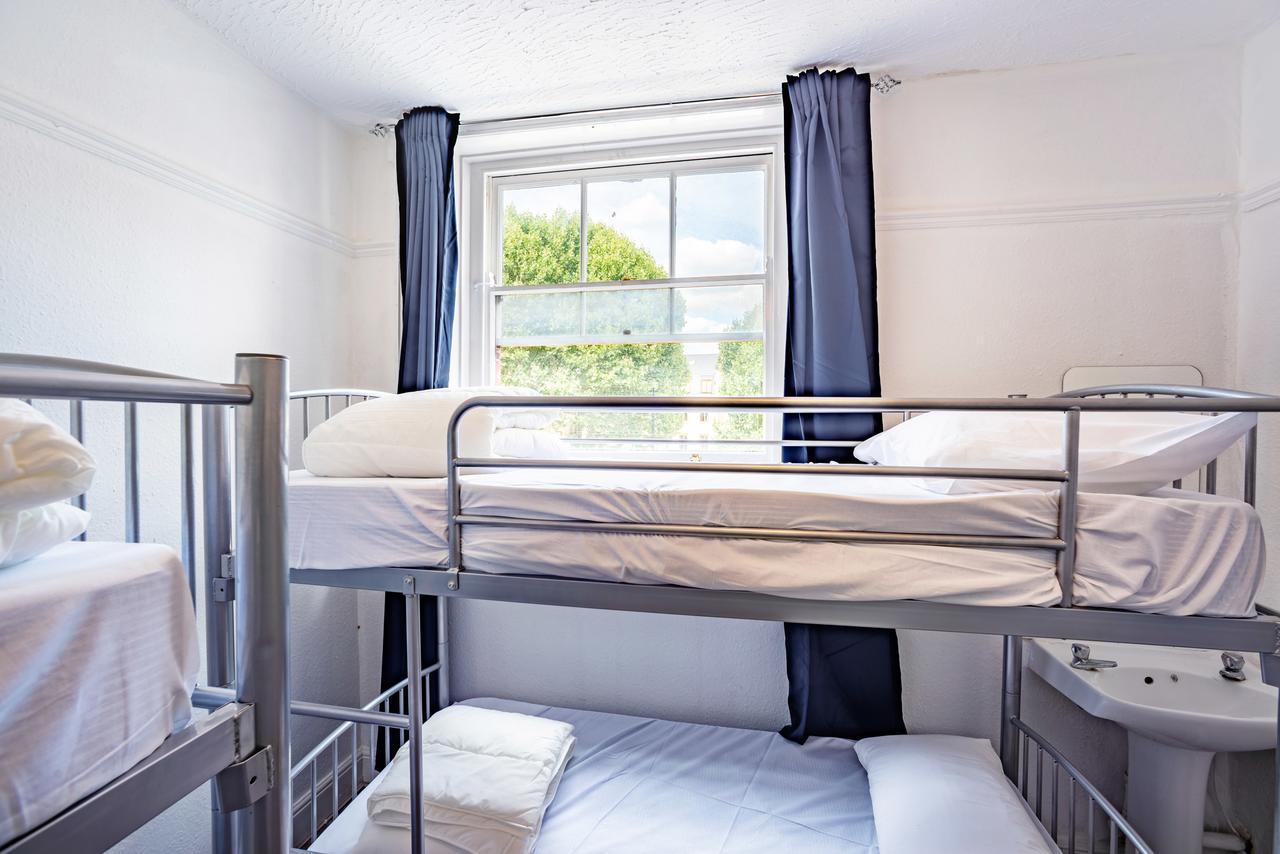 Mile End Beds Hostel London Bagian luar foto