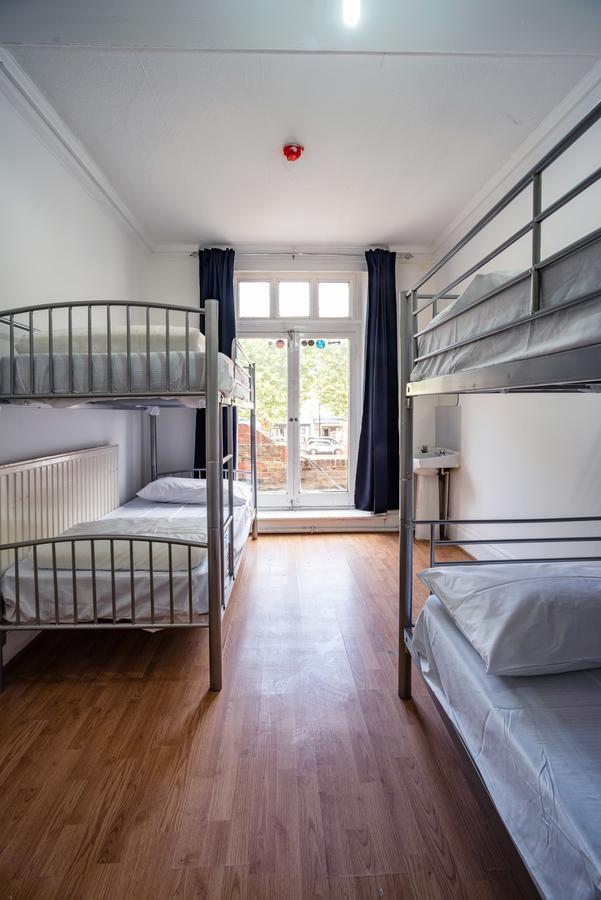 Mile End Beds Hostel London Bagian luar foto